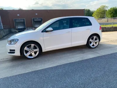 Gebraucht VW Golf VII Trendline 86 PS (63 kW) 2013 Weiß Limousine
