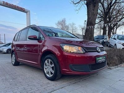 Gebraucht VW Touran Comfortline 140 PS (102 kW) 2011 Rot Van / Kleinbus