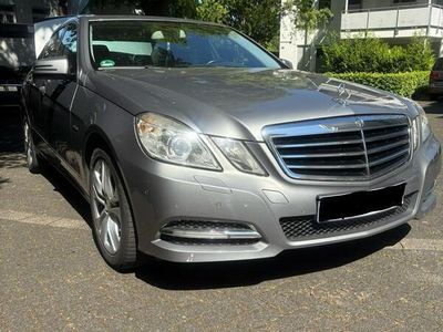 Mercedes E220