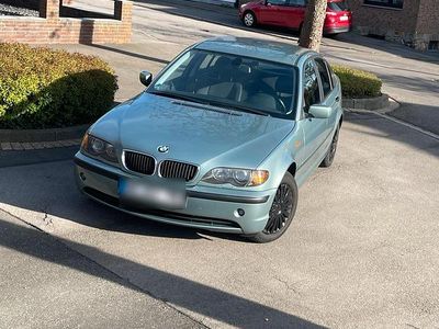 Second-hand BMW 320 150 CP (110 kW) 2004 Andere farben Berlinǎ