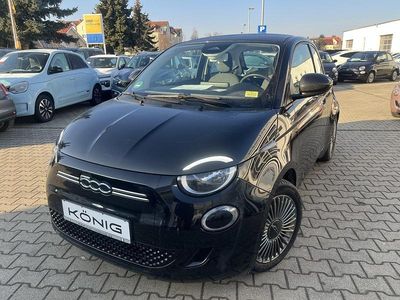 Schwarz Gebraucht 2022 Fiat 500e Icon Kleinwagen | 18.999 € (Fairer Preis)