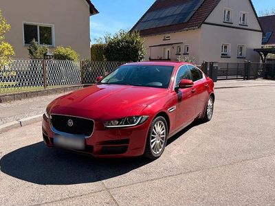 Usata Jaguar XE 180 CV (132 kW) 2016 Rosso Berlina
