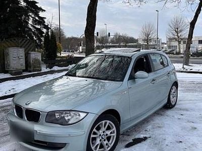 Usata BMW 116 122 CV (89 kW) 2009 Blu Utilitaria