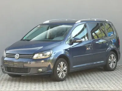 Gebraucht VW Touran Life 140 PS (102 kW) 2014 Blau Van / Kleinbus