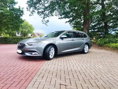Gebraucht Opel Insignia Business 136 PS (100 kW) 2017 Grau Limousine