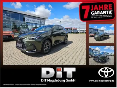 Neu Lexus NX450h+ E-FOUR Executive Line 292 PS (214 kW) 2026 Grün SUV