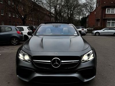 Mercedes E63S AMG