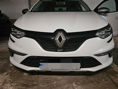 Weiß Gebraucht 2019 Renault Mégane GrandTour GT Kombi | 15.100 € (Fairer Preis)