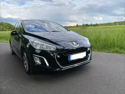 Gebraucht Peugeot 308 120 PS (88 kW) 2011 Limousine