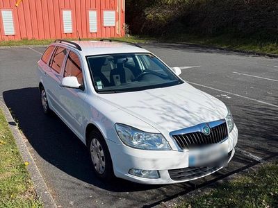 Gebraucht Skoda Octavia 105 PS (77 kW) 2011 Kombi
