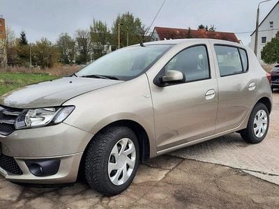 Second-hand Dacia Sandero 90 CP (66 kW) 2014 Bej Berlinǎ