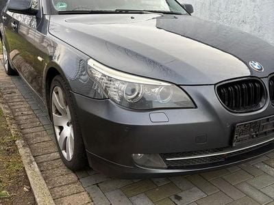 Gebraucht BMW 520 170 PS (125 kW) 2007 Grau Limousine