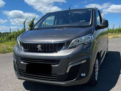 Peugeot Traveller