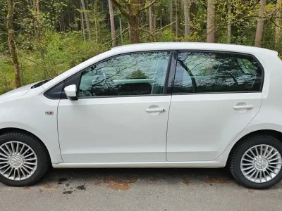 Używany VW up! high up! 75 KM (55 kW) 2012 Biały Hatchback