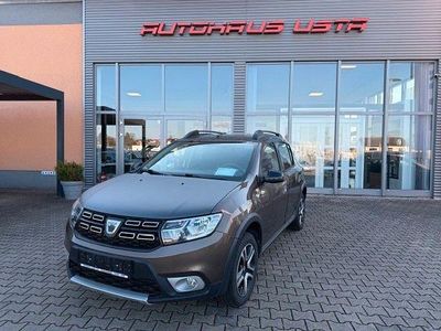 Gebraucht Dacia Sandero Celebration 90 PS (66 kW) 2018 Braun Kleinwagen