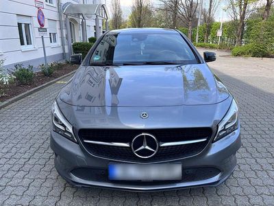 Usata Mercedes CLA200 156 CV (114 kW) 2018 Grigio Coupé
