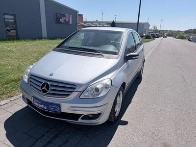 Usata Mercedes B200 136 CV (100 kW) 2007 Argento Monovolume