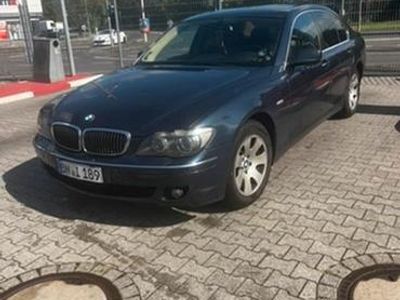 BMW 730