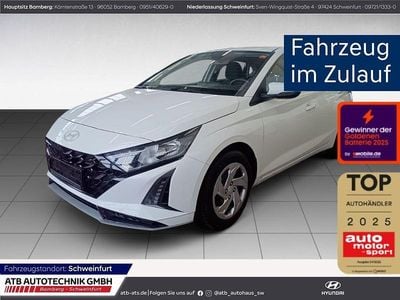 Gebraucht Hyundai i20 Select 101 PS (74 kW) 2025 Sol (weiss Kleinwagen
