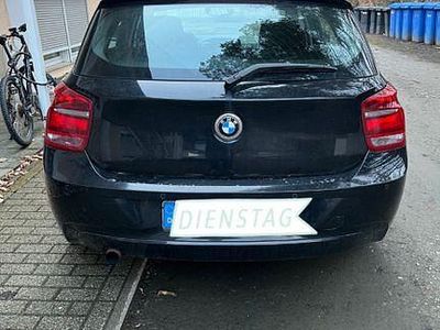 Gebraucht BMW 114 104 PS (76 kW) 2012 Schwarz Kleinwagen