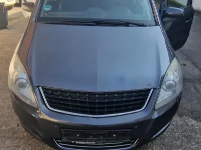 Gebraucht Opel Zafira 140 PS (102 kW) 2009 Grau Van / Kleinbus