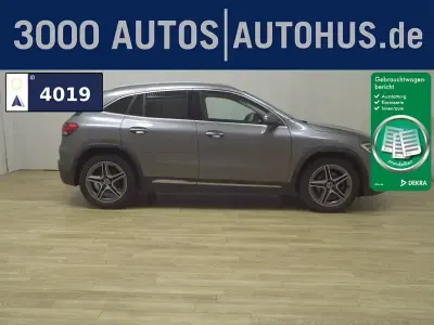 Gebraucht Mercedes GLA200 AMG line 150 PS (110 kW) 2023 Grau SUV