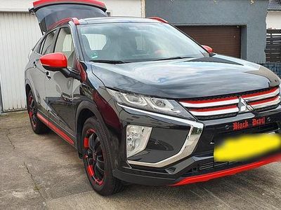 Gebraucht Mitsubishi Eclipse Cross 163 PS (119 kW) 2019 Schwarz SUV