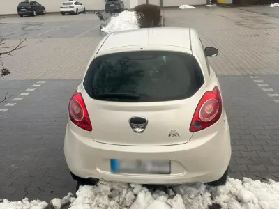 Gebraucht Ford Ka 69 PS (50 kW) 2010 Weiß Kleinwagen