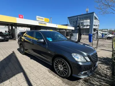 Usata Mercedes E350 292 CV (214 kW) 2010 Grigio Berlina