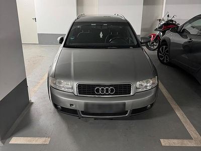 Gebraucht Audi A4 110 PS (80 kW) 2003 Grün Limousine