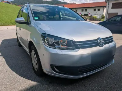 Gebraucht VW Touran Comfortline 105 PS (77 kW) 2012 Silber Van / Kleinbus