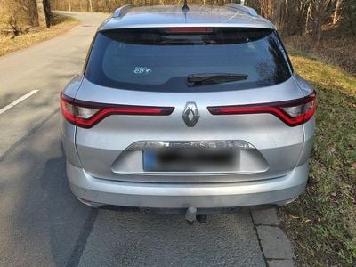 Second-hand Renault Mégane GrandTour LIMITED 140 CP (102 kW) 2020 Argintiu Break