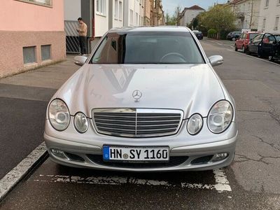 gebraucht Mercedes E220 2004