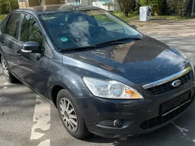 Gebraucht Ford Focus 116 PS (85 kW) 2008 Grau Limousine