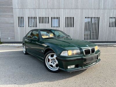 gebraucht BMW 318 Gran Turismo is British Racing Green ab Werk M3 Individual