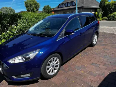 Gebraucht Ford Focus Titanium 150 PS (110 kW) 2016 Blau Kombi