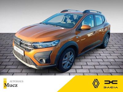 Gebraucht Dacia Sandero Comfort 101 PS (74 kW) 2021 Orange Limousine