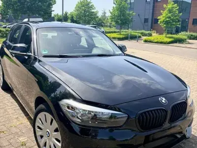Gebraucht BMW 116 116 PS (85 kW) 2017 Schwarz Kleinwagen