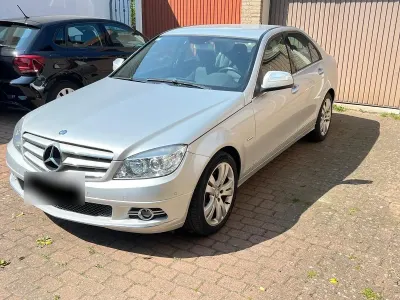 Gebraucht Mercedes C200 Avantgarde 185 PS (136 kW) 2008 Silber Limousine