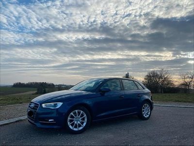Usata Audi A3 Ambition 125 CV (91 kW) 2015 Blu Berlina