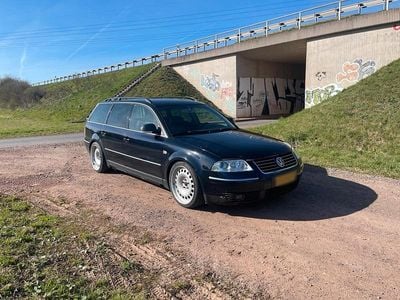 Gebraucht VW Passat Highline 131 PS (96 kW) 2002 Blau Kombi