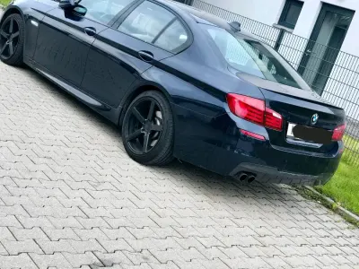 Gebraucht BMW 520 M Sport 184 PS (135 kW) 2011 Blau Limousine