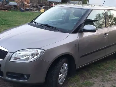 Gebraucht Skoda Fabia Ambiente 69 PS (50 kW) 2007 Beige Limousine