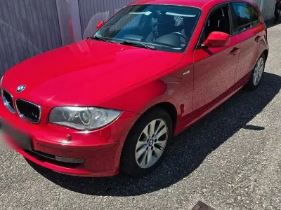 Gebraucht BMW 116 Lifestyle 122 PS (89 kW) 2010 Rot Kleinwagen