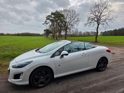 Gebraucht Peugeot 308 CC Roland Garros 156 PS (114 kW) 2013 Weiß Cabrio