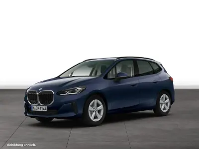 Gebraucht BMW 220 Active Tourer Luxury Line 156 PS (114 kW) 2025 Van / Kleinbus