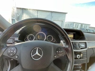 Mercedes E220