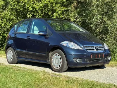 Gebraucht Mercedes A150 Elegance 95 PS (69 kW) 2005 Blau Limousine