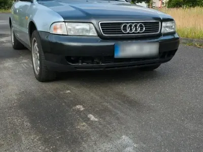 Gebraucht Audi A4 101 PS (74 kW) 1997 Grau Kombi
