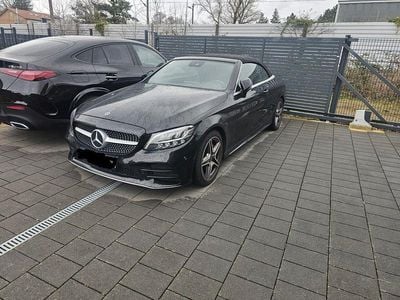 Gebraucht Mercedes C180 156 PS (114 kW) 2020 Schwarz Cabrio